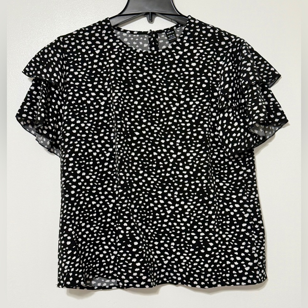 117:  SHEIN Black and White Ruffle Sleeve Blouse - Large
